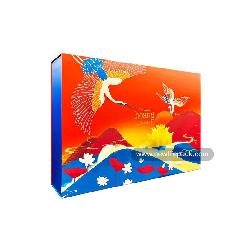 Mooncake Box Magnetic Flap Lid | Hoang Citadel | Dat Phu