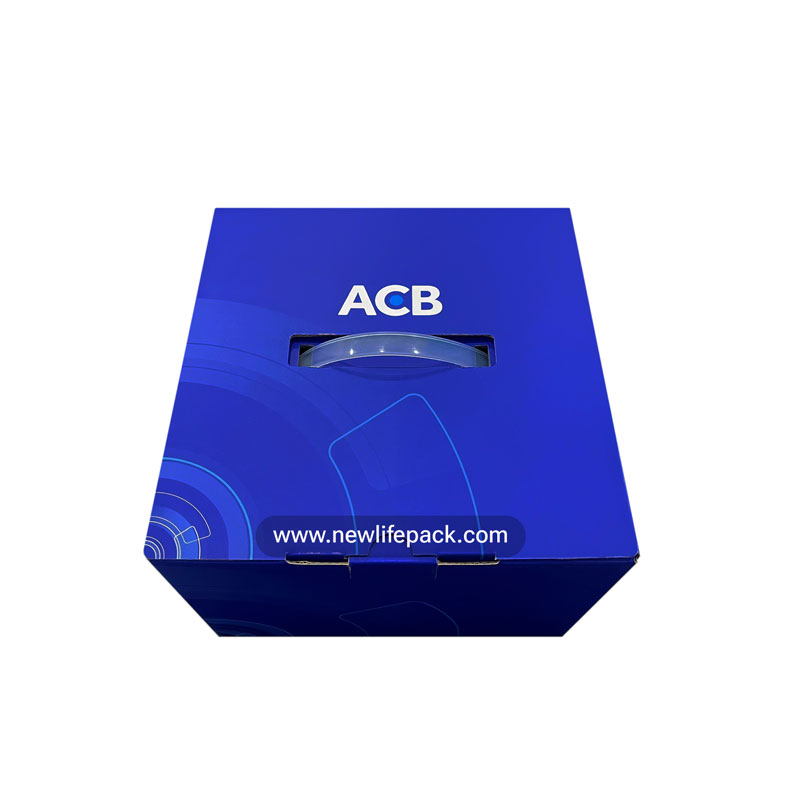 Hộp Carton Nắp Chồm Quai Xách Nhựa | Cán Màng Mờ | Quà Tặng Doanh Nghiệp | ACB